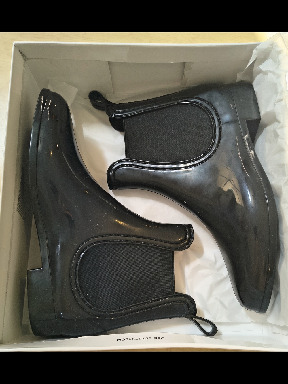 Black Report Shoes Size 9 Boots, New